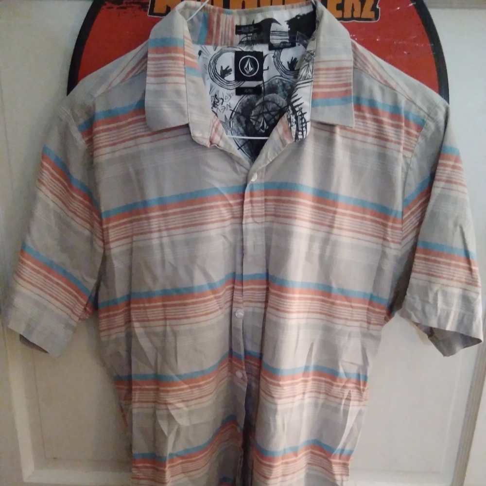 Volcom Slim Fit Button Up